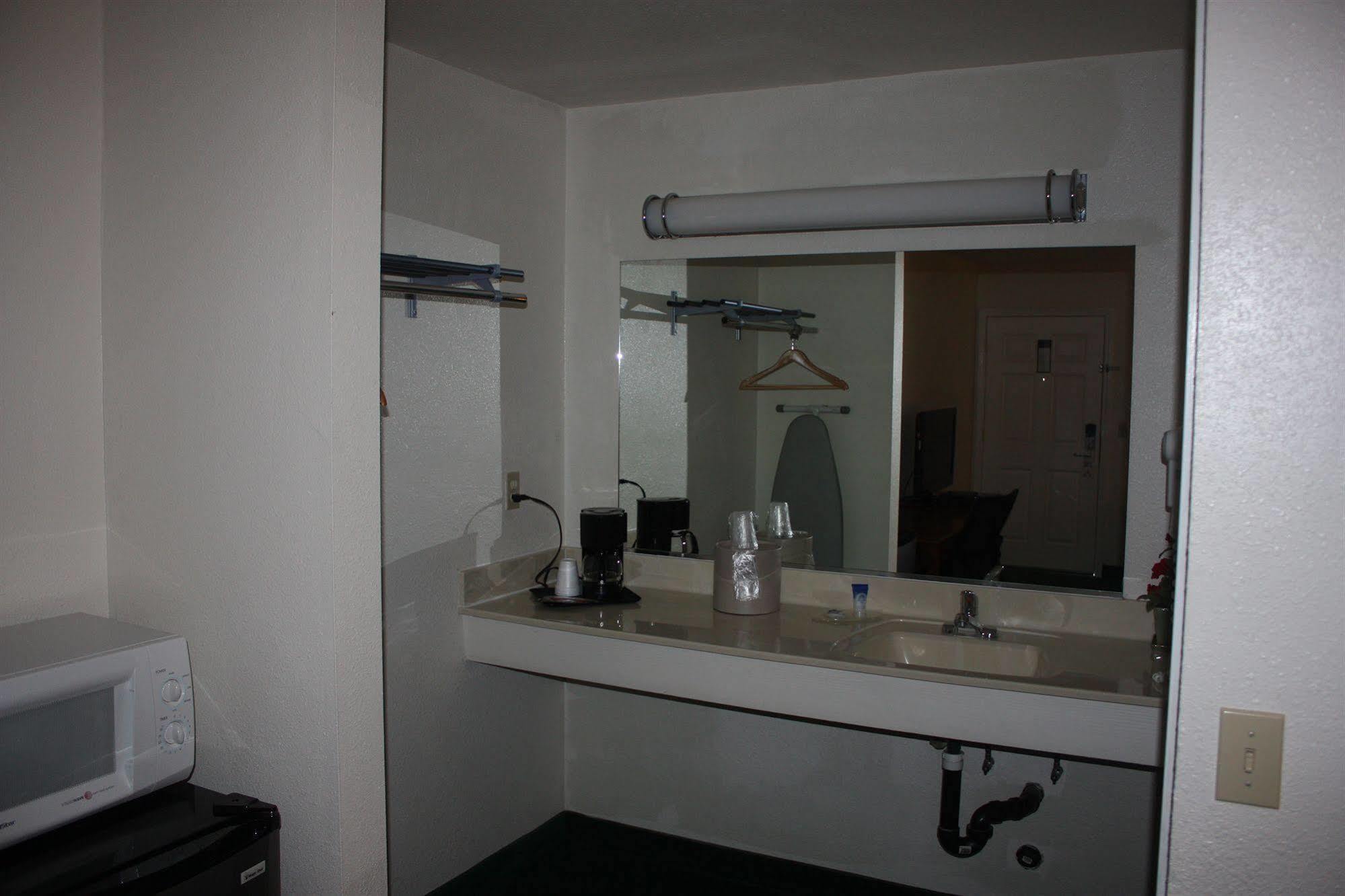 Value Inn & Suites Redding Luaran gambar