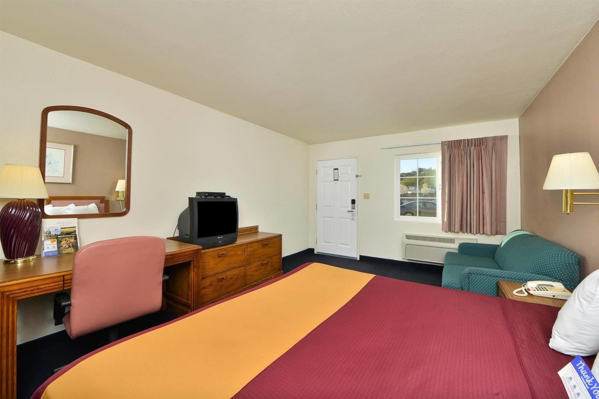 Value Inn & Suites Redding Luaran gambar